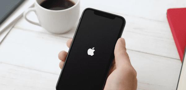 iPhone卡死机处理方法（解决iPhone卡死机的有效方法）  第1张